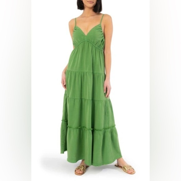 KUT FROM THE KLOTH Thea Dress With Side Pockets In Green - Picture 1 of 10